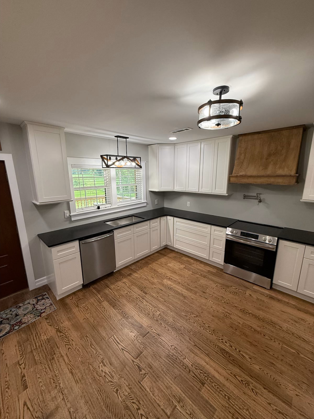 kitchen countertop design in a Black Pearl Granite